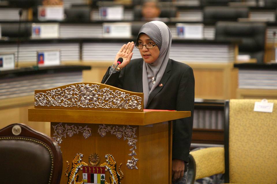 hajah-khairiah-dipilih-semula-sebagai-senator