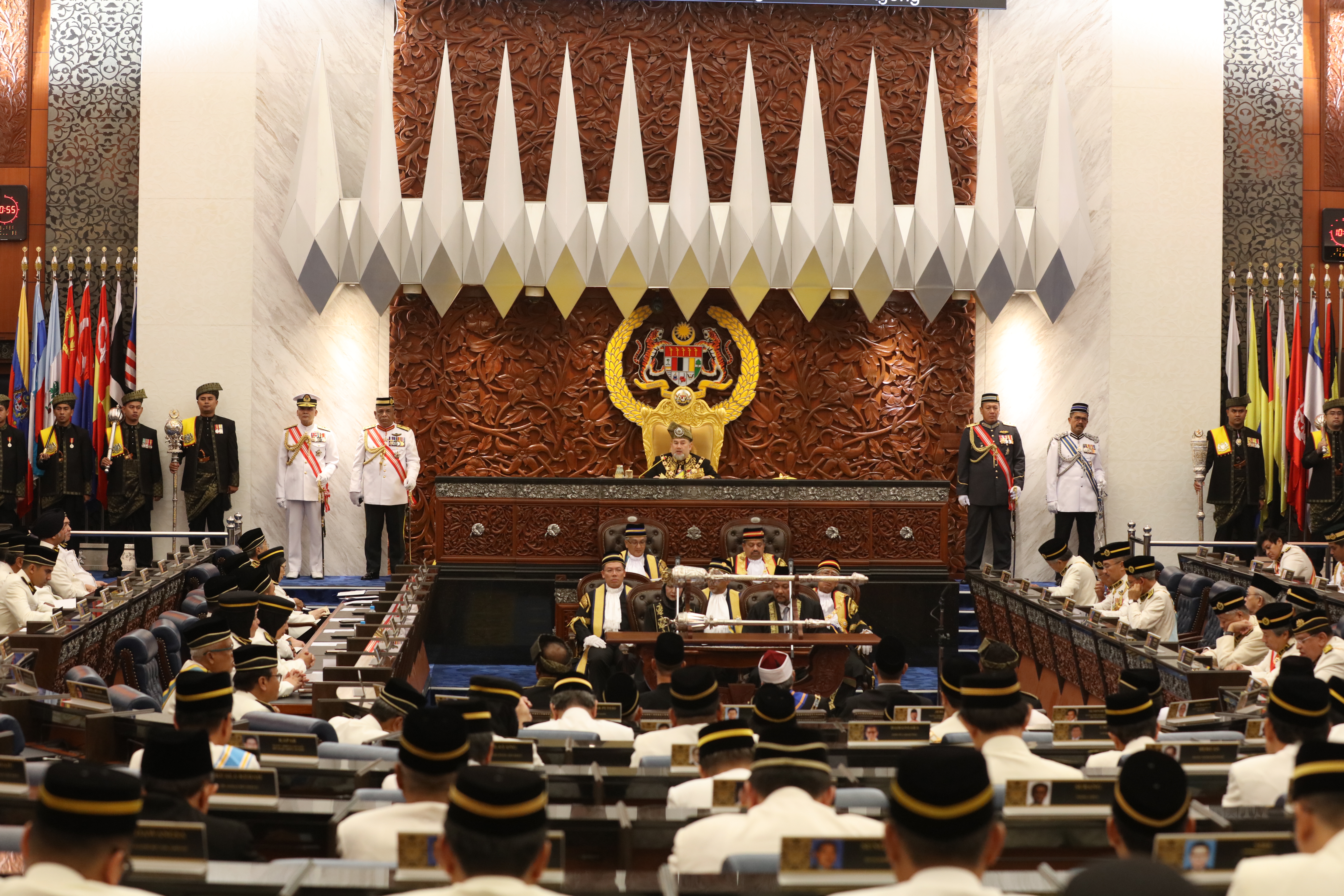 istiadat-pembukaan-penggal-pertama--majlis-parlimen-malaysia