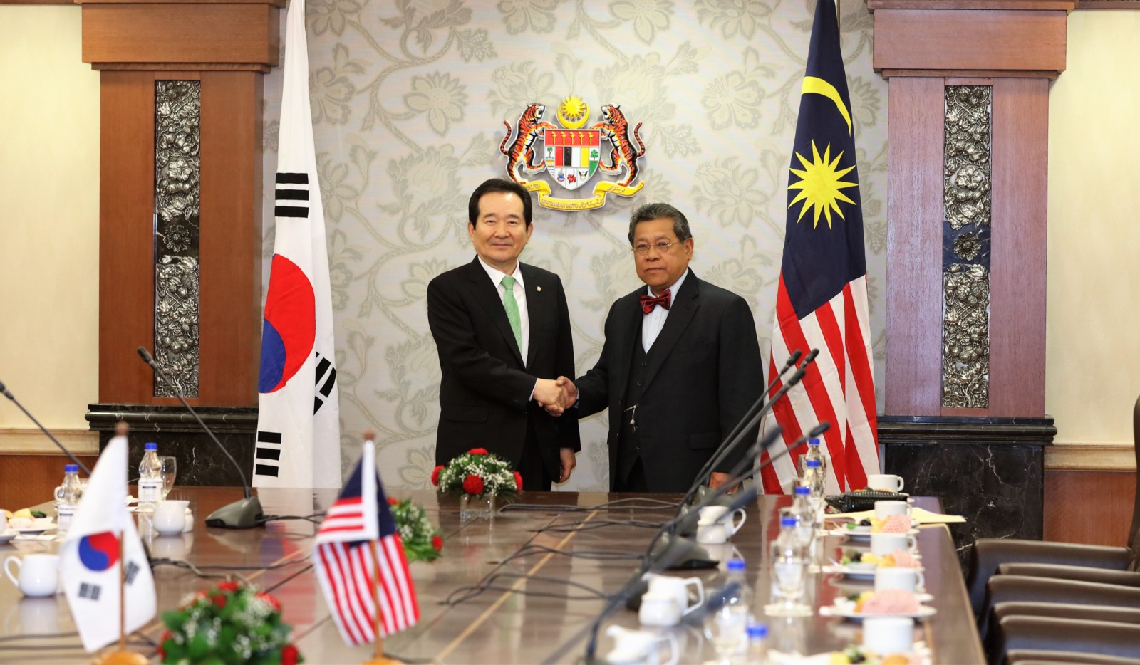 kunjungan-hormat-oleh-speaker-of-the-republic-of-korea-ke-atas-yang-di-pertua-dewan-rakyat