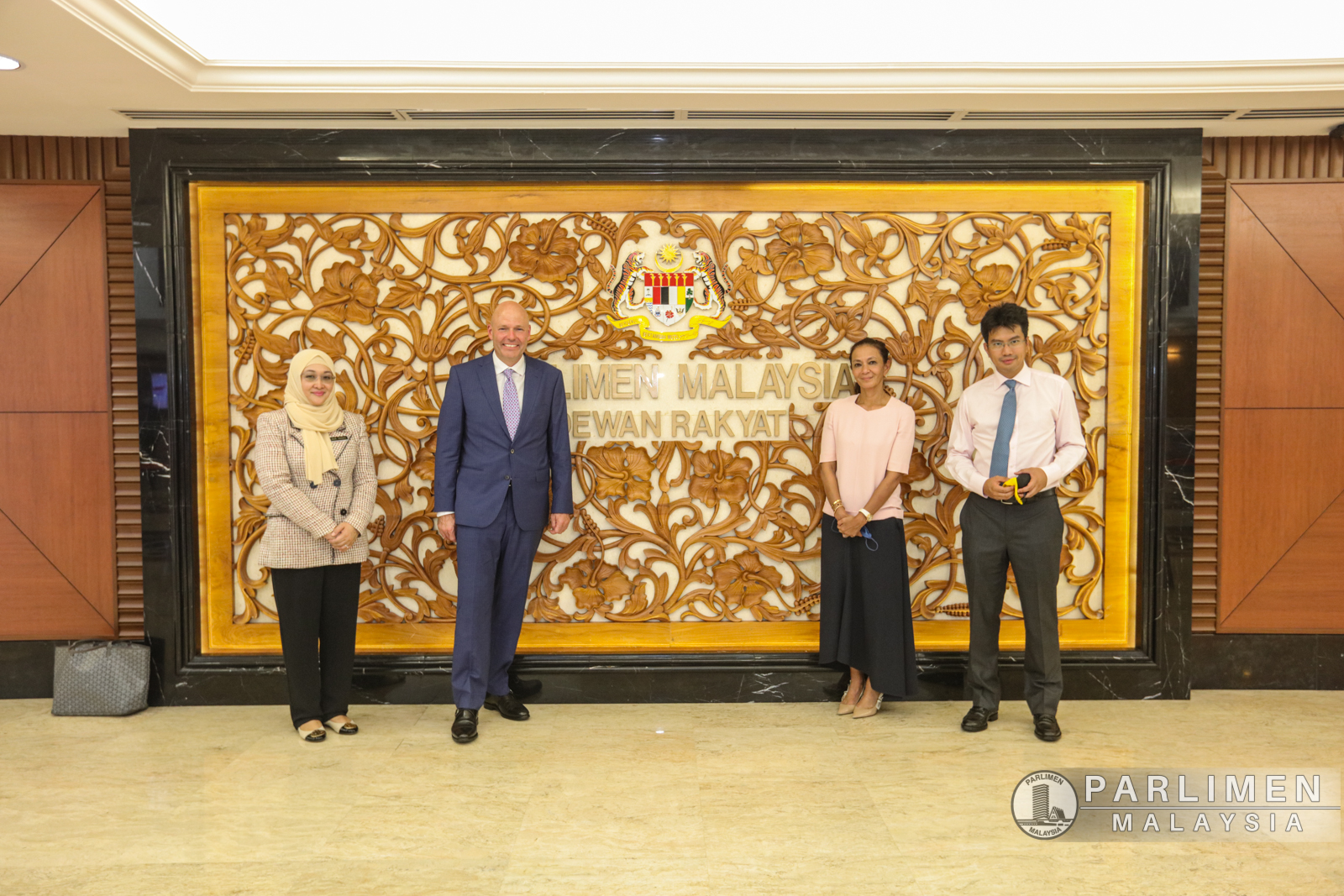 lawatan-yam-tunku-zain-ibni-tuanku-mukriz-dan-duta-austria-ke-parlimen-malaysia