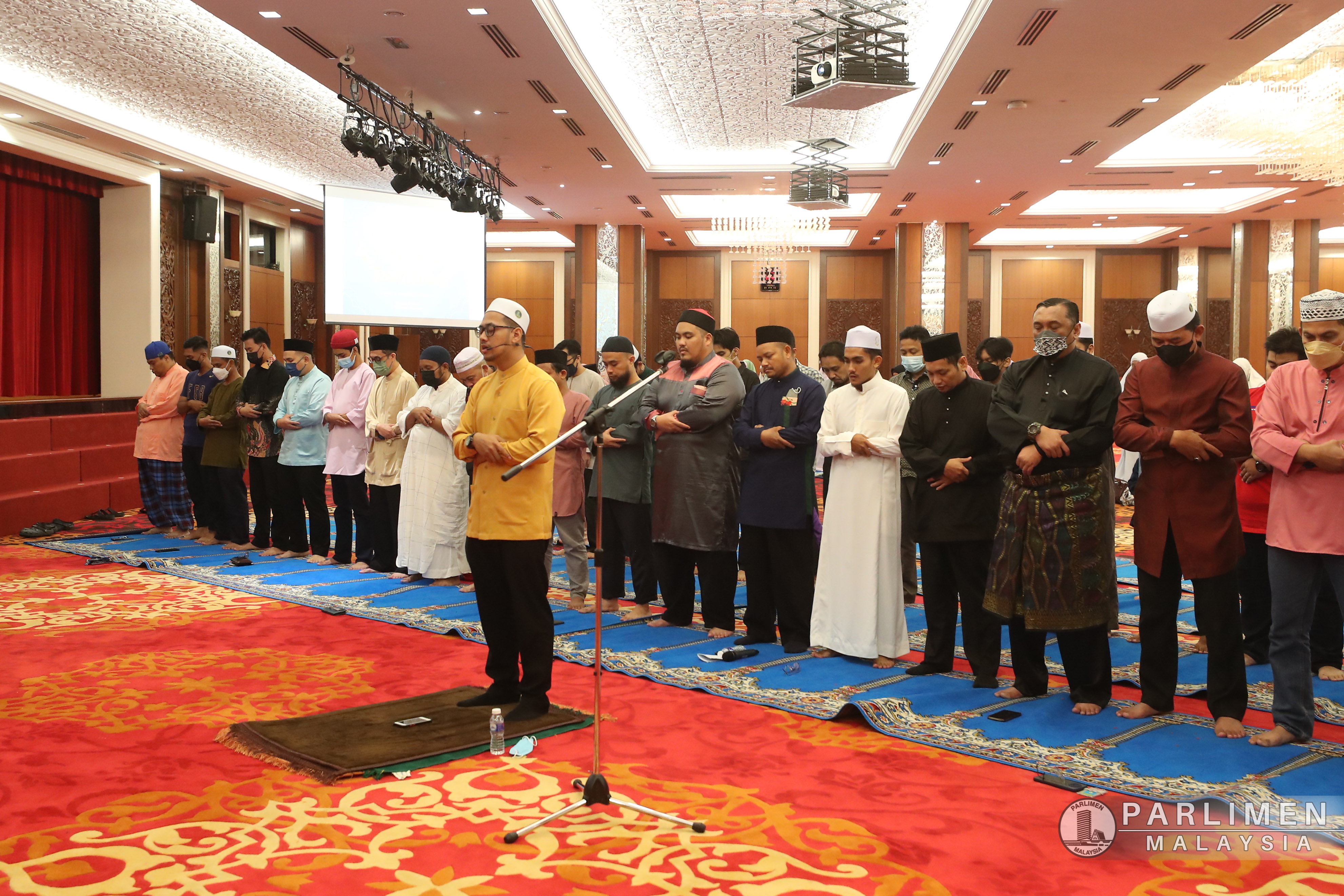 majlis-berbuka-puasa-dan-solat-tarawikh-kespa-puspanita-parlimen-malaysia-2022