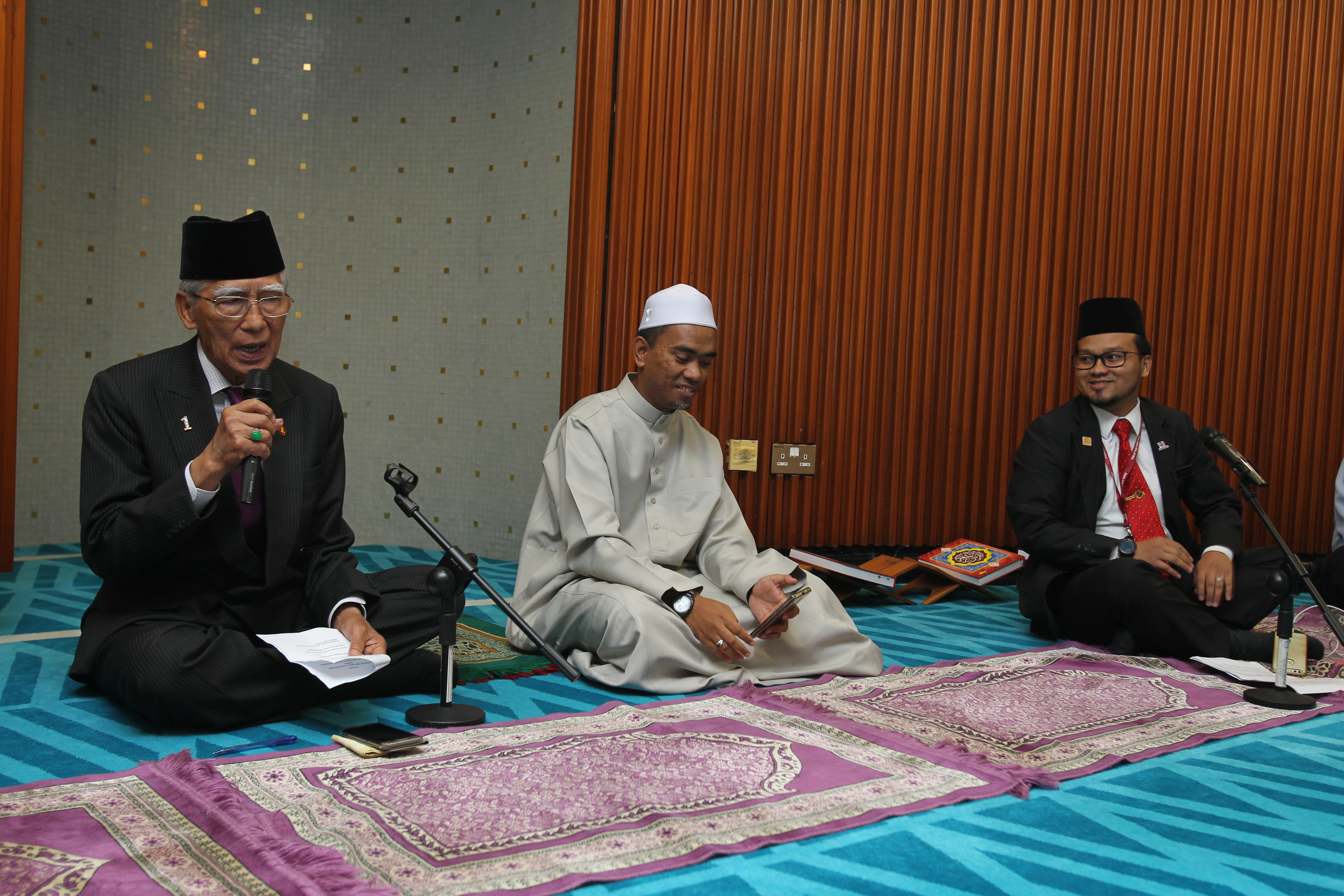 majlis-khatam-al-quran