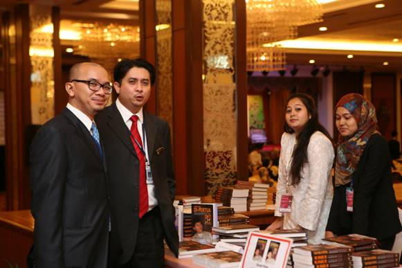 majlis-pelancaran-buku-mr--speaker--sir---from-kampung-boy-to-the-helm-of-parliament