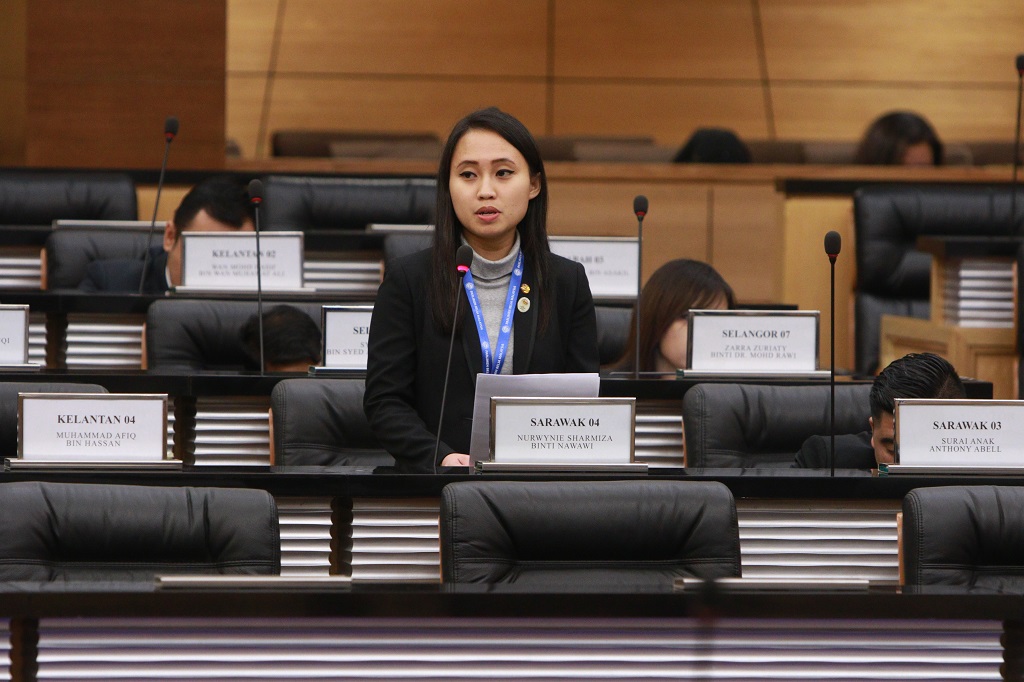persidangan-perwakilan-parlimen-belia-malaysia--pbm-sidang-3