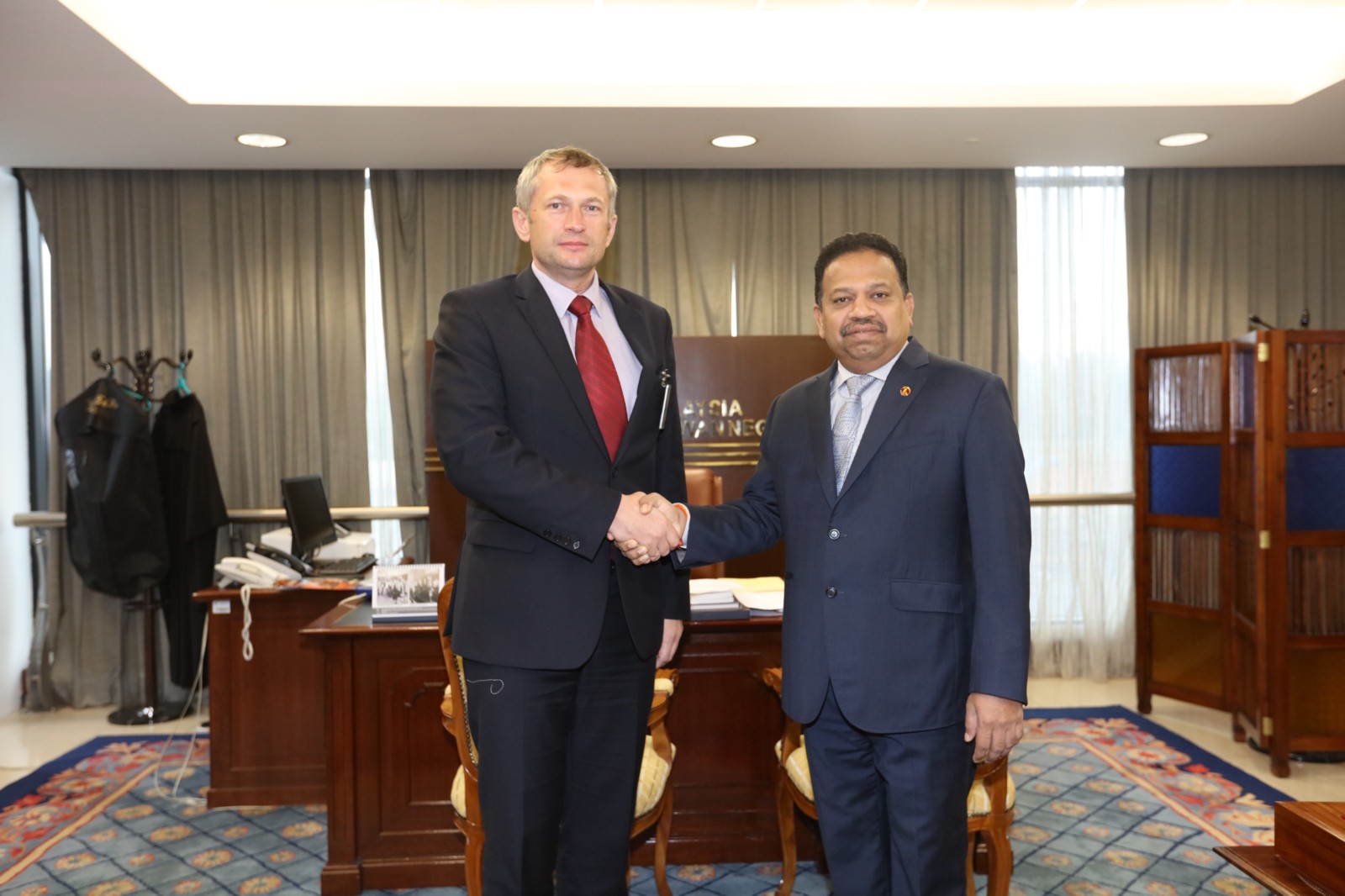 yang-di-pertua-dewan-negara-terima-kunjungan-hormat-duta-besar-belarus