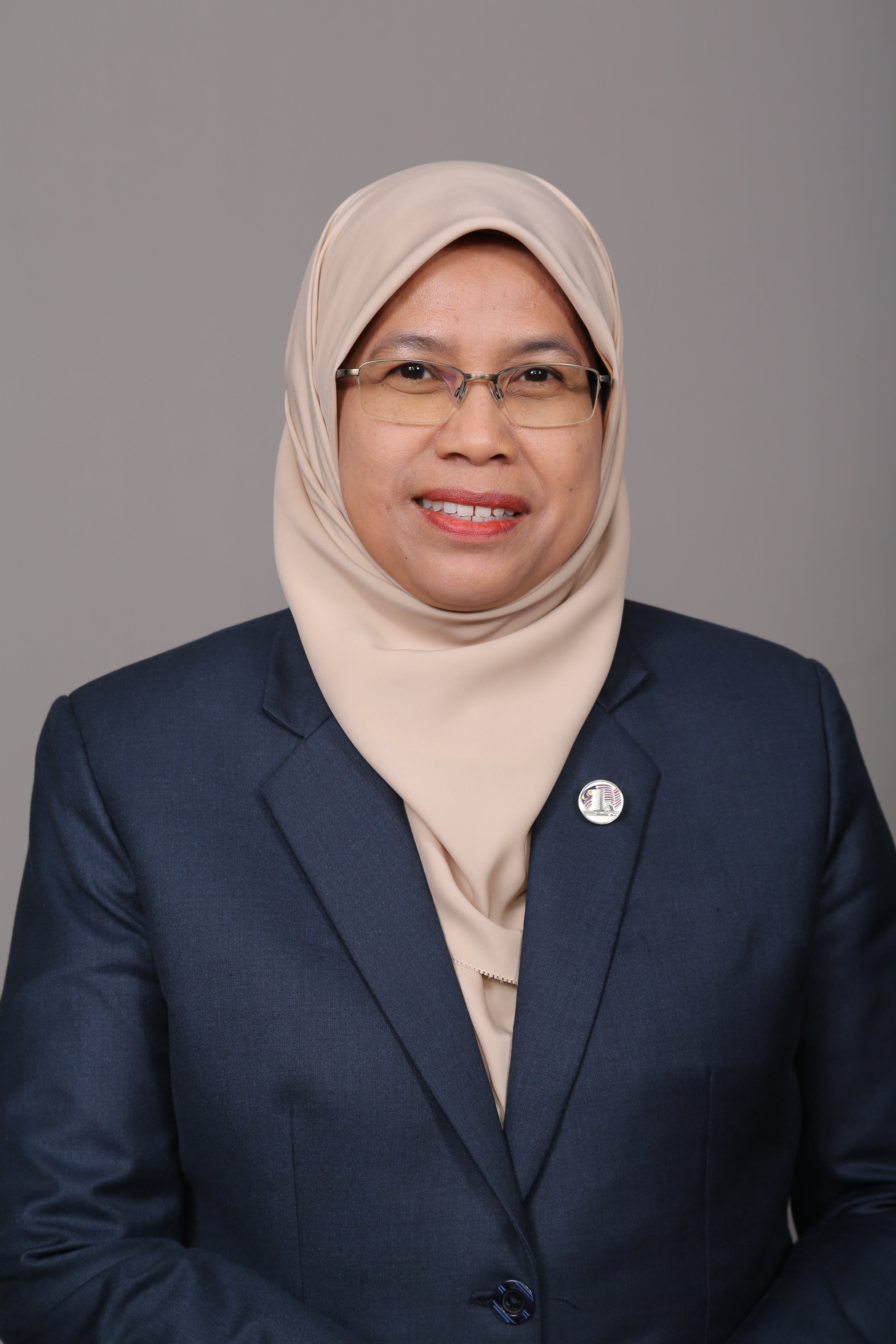 Photo - YB Puan Hajah Rodziah Binti Ismail - Click to open the Member of Parliament profile