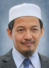 Photo - Nik Mohamad Abduh bin Nik Abdul Aziz, YB Senator Tuan